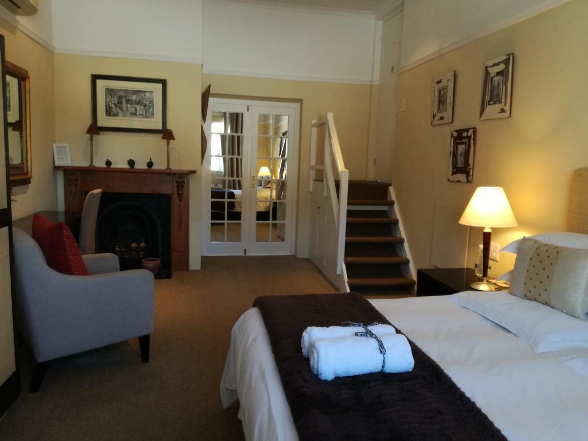 Liberty Lodge Guest House Cape Town Exterior photo